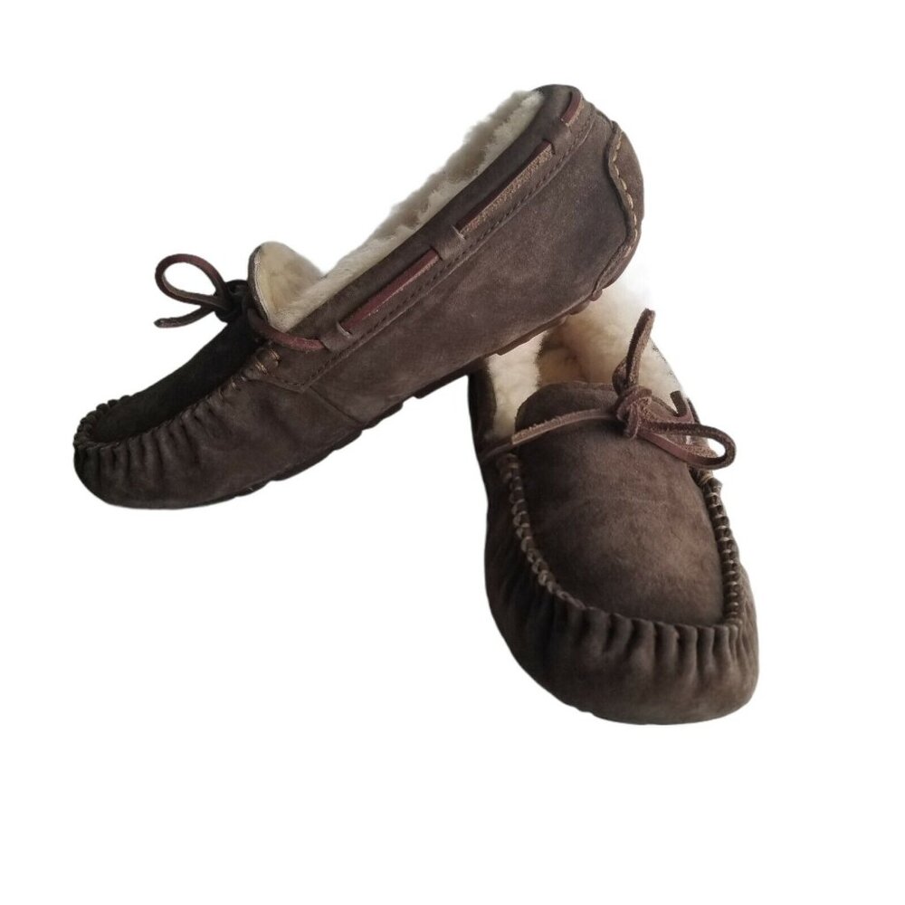 UGG Women Size 6 Australia Brown Moccasin Slippers Espresso Dakota Fuzzy 5612